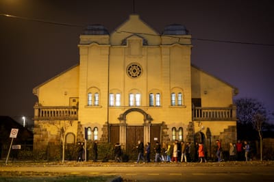 לבקשת רה"מ: ממשלת הונגריה השיבה בית כנסת עתיק לידי היהודים