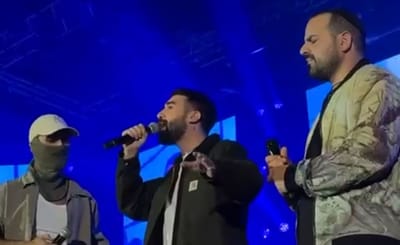שילוב מחשמל: בן צור, ישי ריבו, עקיבא ומ' המסתערב על במה אחת