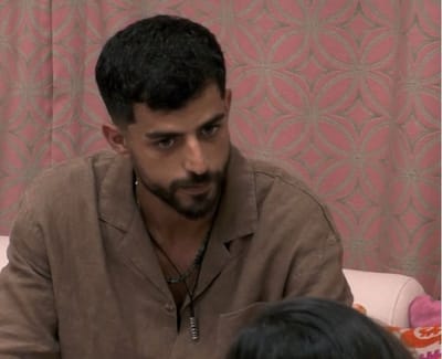 "אני לא מאמין בידידים". שם מ"אהבה חדשה"