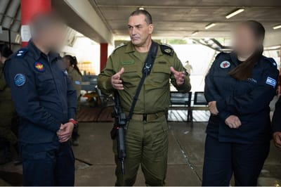 הרמטכ"ל בביקור אצל טכנאי חיל האוויר