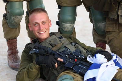 מקסים אנטיס