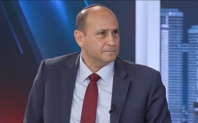 יאיר גבאי בכיפות ברזל