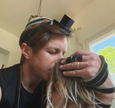 לי בירן