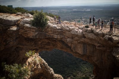מערת קשת. אילוסטרציה