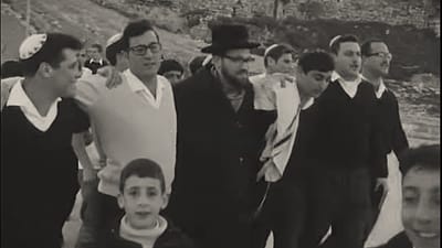 הירידה המסורתית לכותל 1969