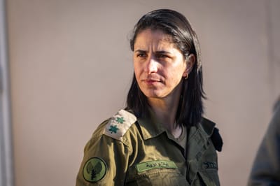 דוברת צה"ל בערבית אלה ואויה