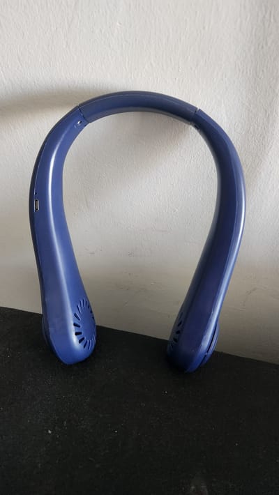 מה זה שם על הצוואר? 