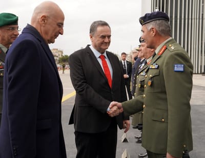 שר הביטחון ישראל כ"ץ ביוון