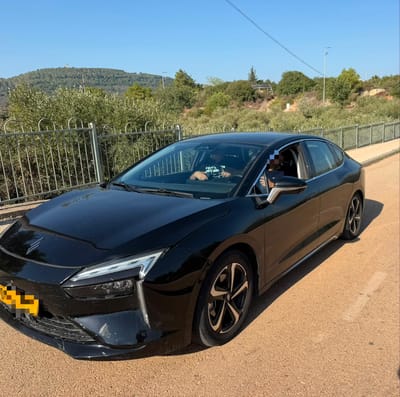 האנשים שפרצו לביתו של וינטר 