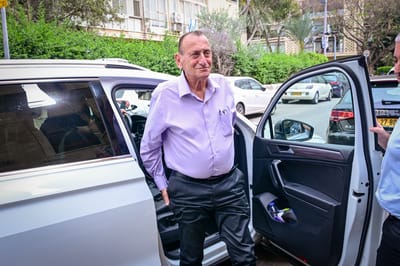 לא מרשה הפרדה. חולדאי