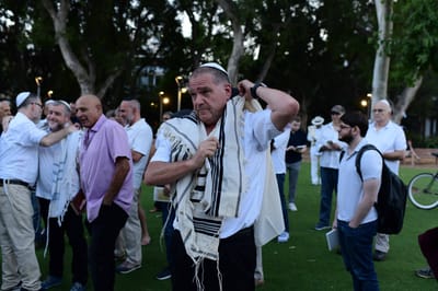 התכנסות לתפילת יום הכיפורים
