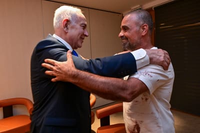 נתניהו וגיבור הטיסה