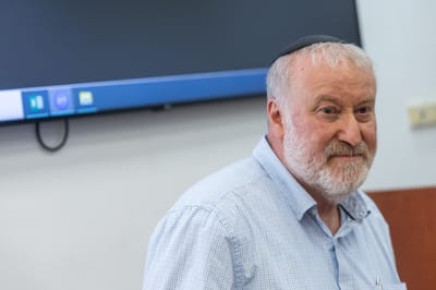 אביחי מנדלבליט