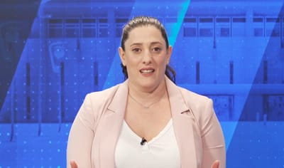 הקוראת בקלפי - מורן שמואלוף