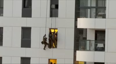 לוחמי הימ"מ מחלצים את האישה