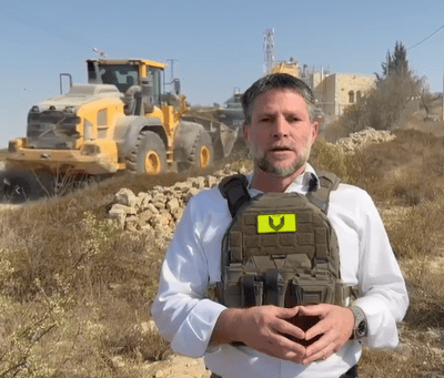 השר סמוטריץ' בזירת הפינוי