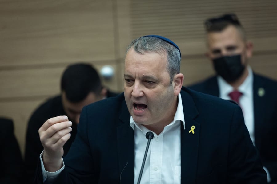 גלעד קריב