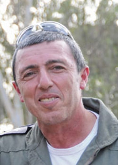 הרב פרץ: מותר להשתתף בטקס שיש בו שירת נשים