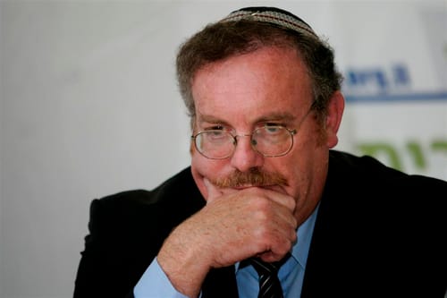 האם ניסו להדיח את השר בזמן שהוא יושב שבעה?