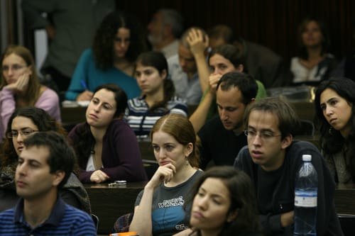 חבר הקהילה: יש למחות בתוקף על פיטורי ד"ר לויט