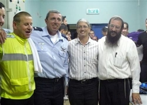 הרבצ"ר ומח"ט הצנחנים ביקרו במכינה הקדם צבאית 'מעוז' בלוד