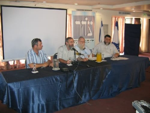 'צהר' מגיבים: ראוי שהרבנים יכבדו המכתב בחתימתם