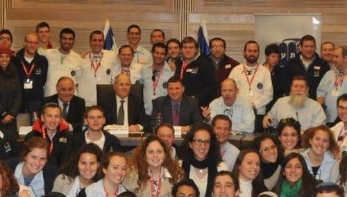 ח"כים לחניכי בני עקיבא העולמית: תורה, עבודה וגם הסברה