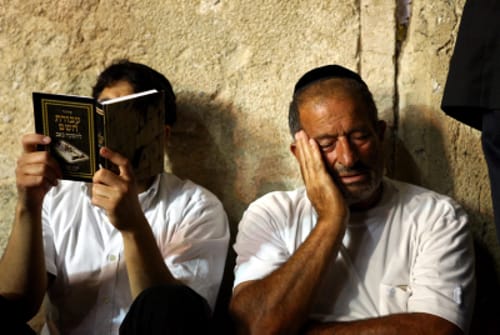 מתאבלים: הלכות ראש חודש אב ותשעת הימים