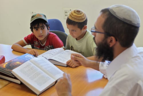 הורים: יש מהומה מיותרת סביב החינוך הממלכתי דתי
