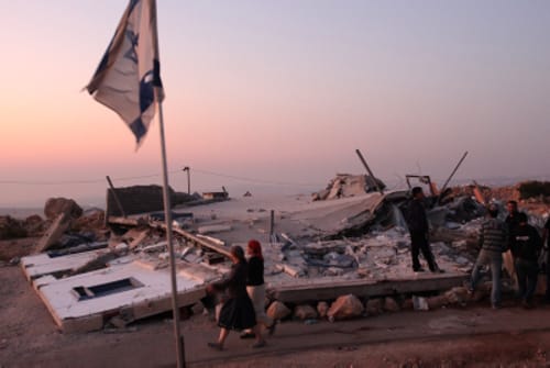 38 שרים וחכ"ים לנתניהו: אל תהרוס בתים במאחזים