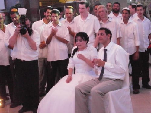 אין מי שירקוד בחתונה? הזמינו את צוות 'משמחים'