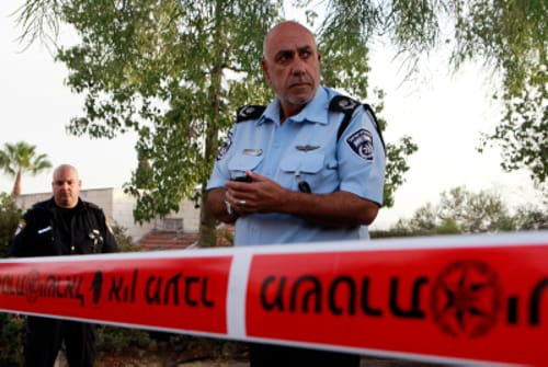 הטרור חזר לירושלים: פלסטיני דקר צעיר יהודי, מצבו קשה