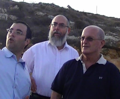 "ההחלטה להרוס שכונה בבית אל עושה לי צמרמורת"