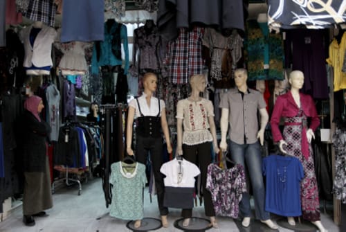 בקרוב בירושלים: תעודות כשרות לחנויות בגדים