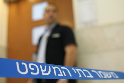 הזוי: המאהב יוכר כאב ביולוגי אך הילד לא יהיה ממזר