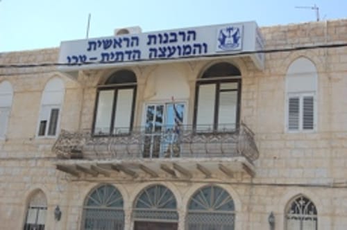 למה הדתיים בעכו עושים יותר אבל מקבלים פחות?