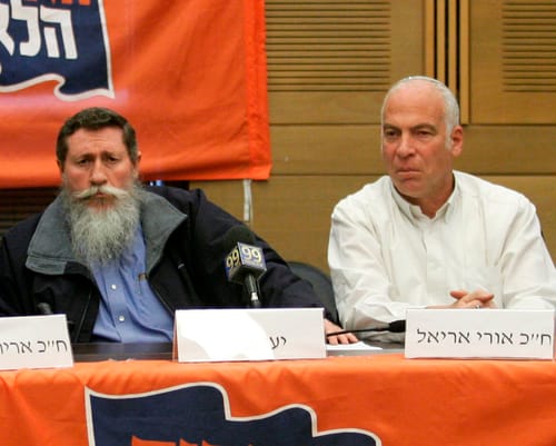 הרב טרופר לכצל'ה: מי שרוצה אחדות שיצטרף לפריימריז