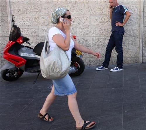 תהיי דתיה טובה ותשתקי