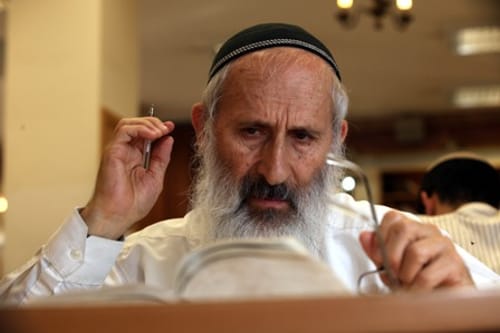 הרב אבינר: יש לפעול בחכמה לגיוס החרדים לצה"ל