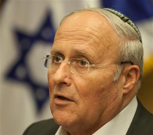 הרב אבינר: על כולם להודות ולהעריך את זבולון אורלב