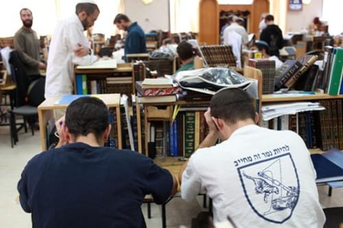 חשש: ישיבות ההסדר יפגעו מפקיעת חוק טל