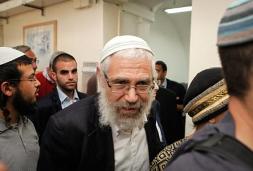 נפתח שלב ההוכחות במשפטו של הרב מרדכי אלון