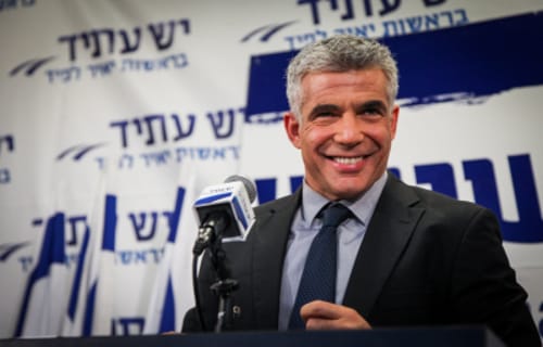 לפיד בממשלה: לא רק ארץ ישראל, גם עם ישראל בסכנה