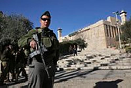 נסיונות דקירה בחברון ובירושלים
