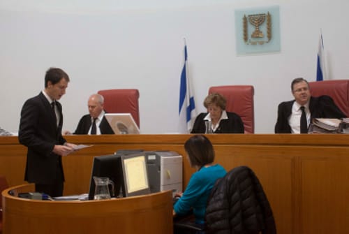 פרשת משפטים: זהירות ממערכת משפטית מושחתת