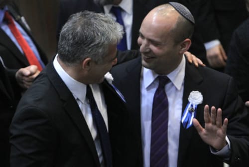 פשרת בנט: הרב פירון לחינוך; לפיד יוותר על תיק הפנים