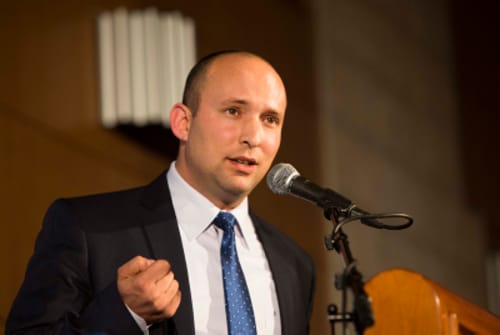 בנט: "אנחנו הסיעה היחידה שמתנהלת באופן דמוקרטי. יש מחלוקות אבל אנחנו ביחד"