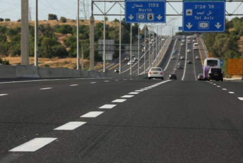 תפילת הדרך: בית כנסת חדש בכביש 6
