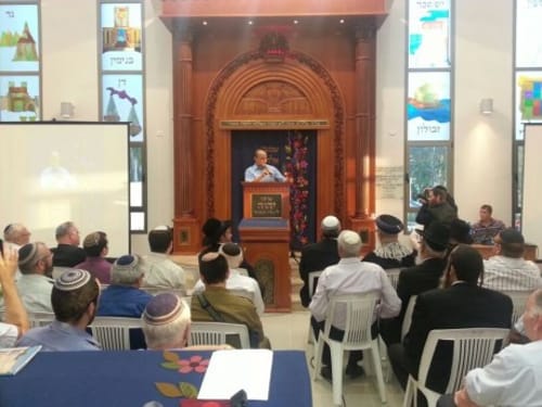 בנט: "לא ניתן לגעת בישיבות ההסדר"