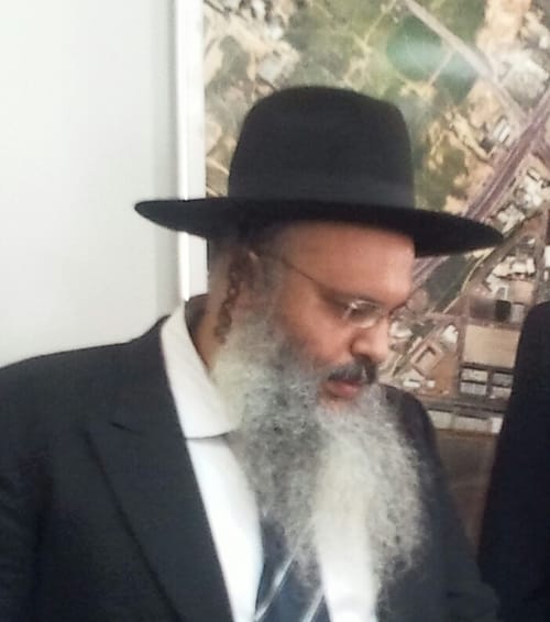 המהפכה מתחילה: רב ציוני נבחר לרב ראשי בקרית עקרון